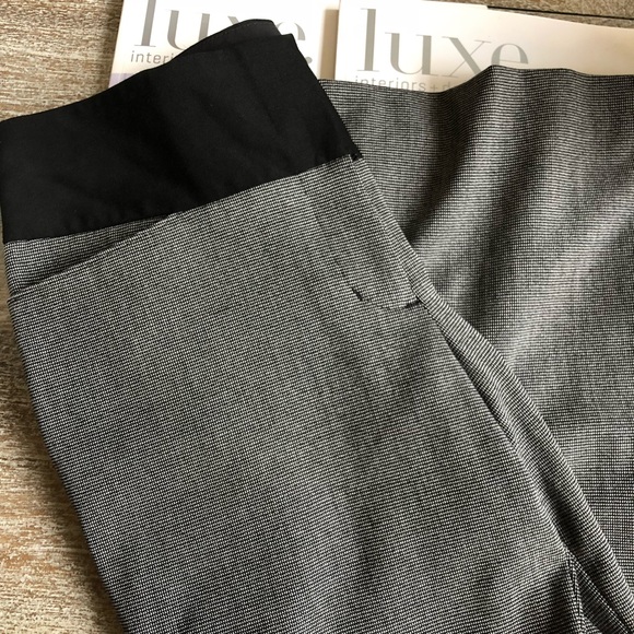 Express Editor Slack In Black Print - Picture 3 of 5